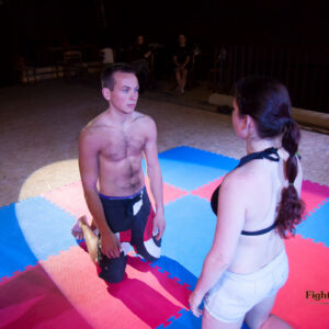 Xena vs Martin staredown