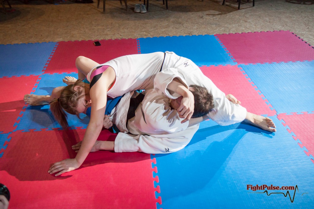 triangle-choke - pin
