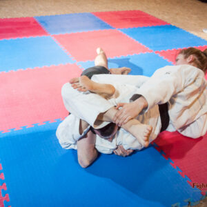 reverse triangle hold
