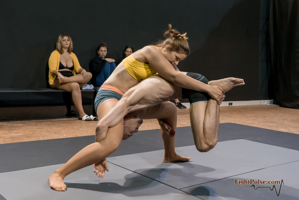FightPulse-MX-129-Gloria-vs-Frank-111